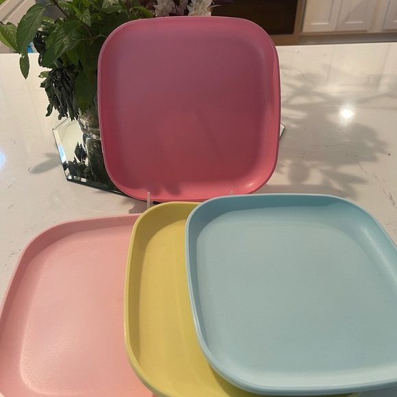 Tupperware Kitchen Tupperware Square Vintage Luncheon Plates Poshmark